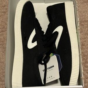 Trenton Nylite canvas sneakers